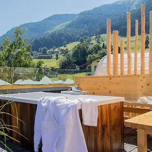 Hotel Sonnberg, Saalbach-Hinterglemm